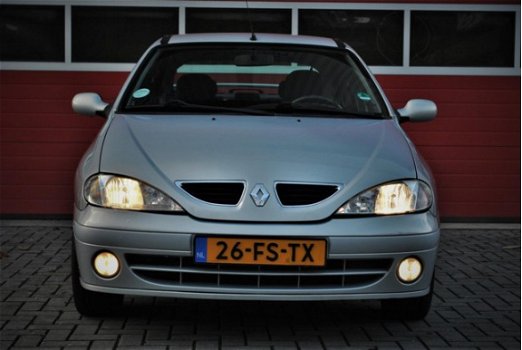 Renault Mégane - 1.6-16V Expression LPG G3 bj. 2000 - 1