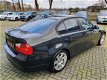 BMW 3-serie - 316i Business Line Prachtige 3 Serie, Rijdt en schakelt Perfect, Met Navigatie, Slecht - 1 - Thumbnail