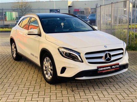 Mercedes-Benz GLA-Klasse - 200 CDI 4Matic Ambition, Automaat, Panoramadak - 1