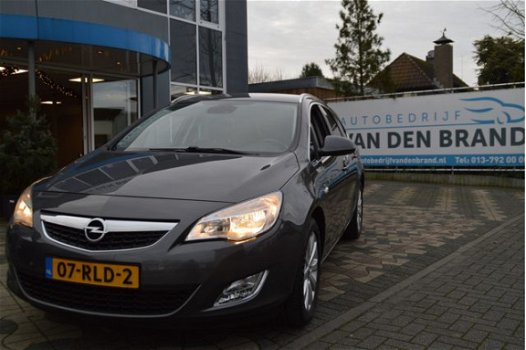 Opel Astra Sports Tourer - 110 PK 1.7 CDTi Cosmo GARANTIE 1200 kg trekgewicht - 1