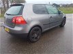 Volkswagen Golf - 1.9 TDI Trendline - 1 - Thumbnail