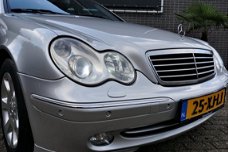 Mercedes-Benz C-klasse - 220 CDI Avantgarde Dak Leer Xenon Nav