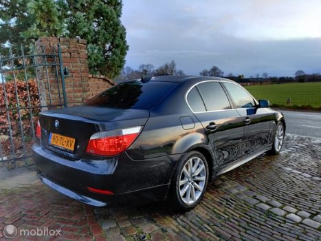 BMW 5-serie - 523i Executive Automaat, 6 cilinder - 1