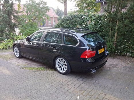 BMW 3-serie Touring - 330d High Executive aut/leer/xenon komt binnen - 1