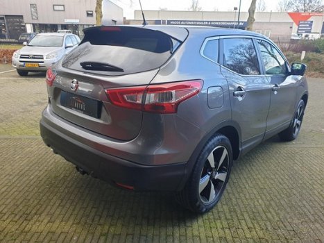 Nissan Qashqai - 1.2 CONNECTA 2015 18INCH DAB 360 CAMERA CC NAVI PDC - 1