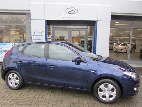 Hyundai i30 - 1.4i Blue Dynamic - 1