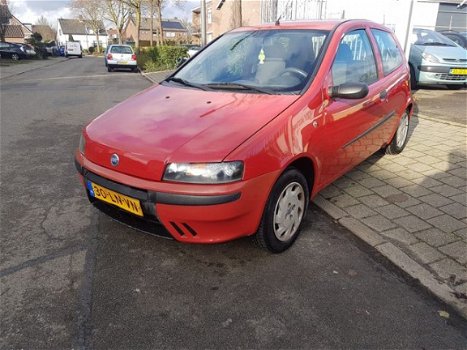 Fiat Punto - 1.2 NIEUWE APK - STUURBEKRA-NAP - 1