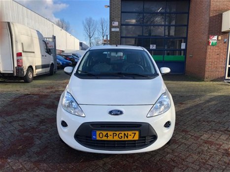 Ford Ka - 1.2 Comfort start/stop Nap Airco Nieuwe Distributie incl WP en Grote Beurt - 1