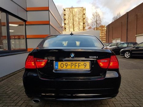 BMW 3-serie - 318i Business Line - 1