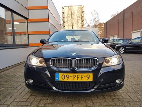 BMW 3-serie - 318i Business Line - 1