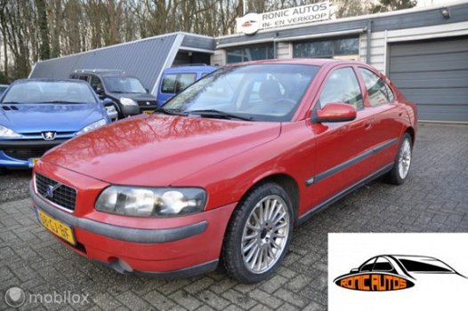 Volvo S60 - 2.4 - 1