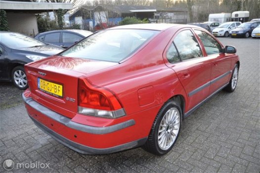 Volvo S60 - 2.4 - 1