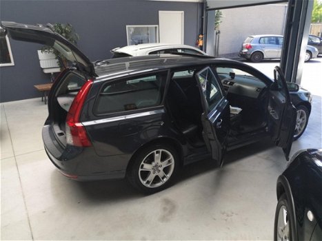 Volvo V50 - 2.0D Edition II - Leer, Navi, Pano, PDC, Cruise, LM - 1