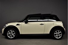 Mini Mini Cooper - 1.6i 16V 122pk Salt Pano/Leer/Clima/Lmw/76dkm