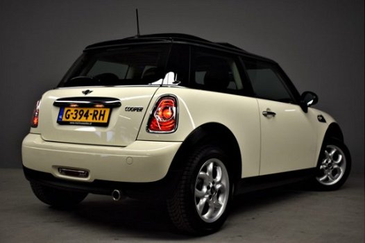 Mini Mini Cooper - 1.6i 16V 122pk Salt Pano/Leer/Clima/Lmw/76dkm - 1