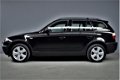 BMW X3 - 3.0i 231pk Executive Automaat Youngtimer Leer/Navi/Xenon/Lmw/Clima/186dkm - 1 - Thumbnail