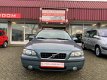 Volvo S60 - 2.4 AUTOMAAT, YOUNGTIMER en rijd zeer goed - 1 - Thumbnail