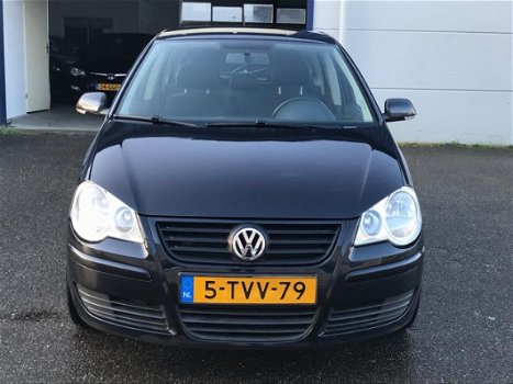 Volkswagen Polo - 1.2 Trendline Airco/ 5Dr/ El.raam/ APK - 1