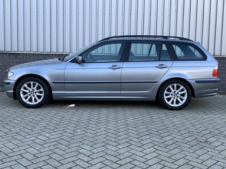 BMW 3-serie Touring - 320d Lifestyle Executive NIEUWE MOTOR | SPORTSTOELEN | YOUNGTIMER - 1