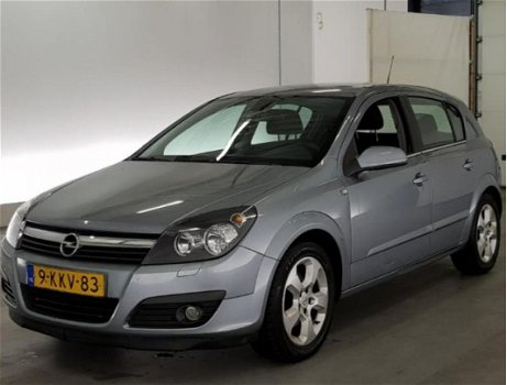 Opel Astra - ASTRA; H-CC Z16XEP EASYTRONIC - 1