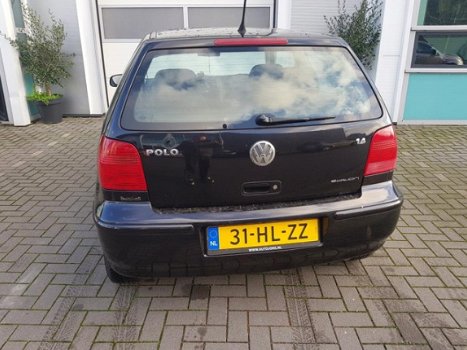 Volkswagen Polo - 1.4-16V Trendline - 1