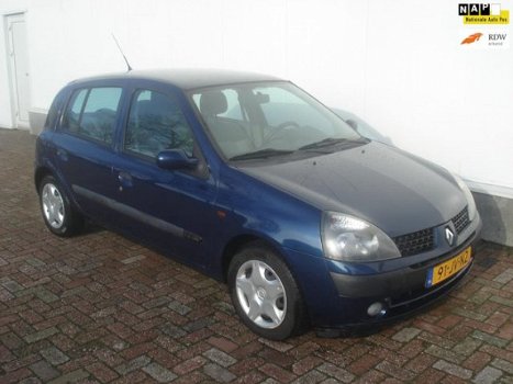 Renault Clio - 1.4-16V Privilège - 1