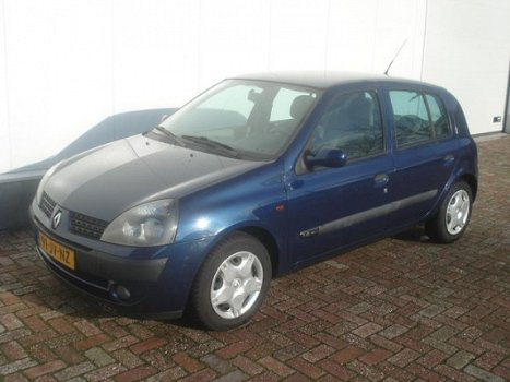 Renault Clio - 1.4-16V Privilège - 1