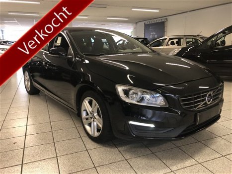 Volvo V60 - 2.4 D6 Twin Engine - Limited Business - 1e eig - 1
