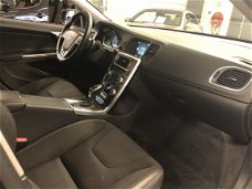 Volvo V60 - 2.4 D6 Twin Engine - Limited Business - 1e eig