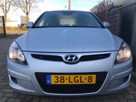 Hyundai i30 - 1.4i Active Cool - 1