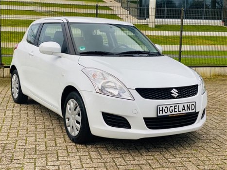 Suzuki Swift - 1.2 Exclusive EASSS - 1