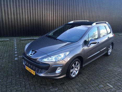 Peugeot 308 SW - 1.6 THP XT AIRCO / 7 PERSOONS / PANORAMA DAK / TV NAVIGATIE / AUTOMAAT / PDC / ELEK - 1