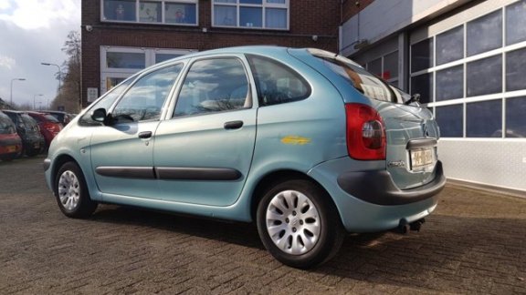 Citroën Xsara Picasso - 2.0i-16V Différence 2 *AUTOMAAT - 1