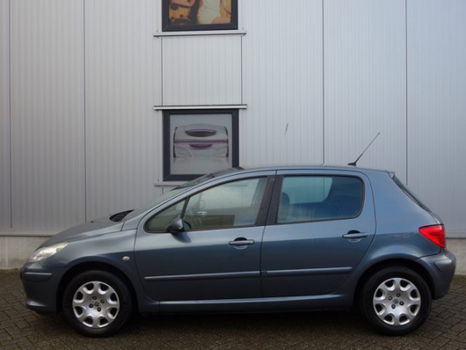 Peugeot 307 - 1.6 HDi XS Clima Cruise Trekhaak Technisch goed *DB-riem VV - 1