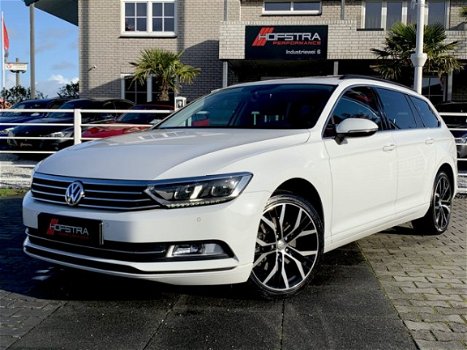 Volkswagen Passat Variant - 2.0 TDI Comfortline Panorama ACC Trekhk Standkachel Full-led 18inch - 1