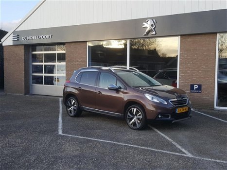 Peugeot 2008 - FELINE 1.6VTI-120PK Climate control trekhaak lm-velgen pano-dak navi - 1