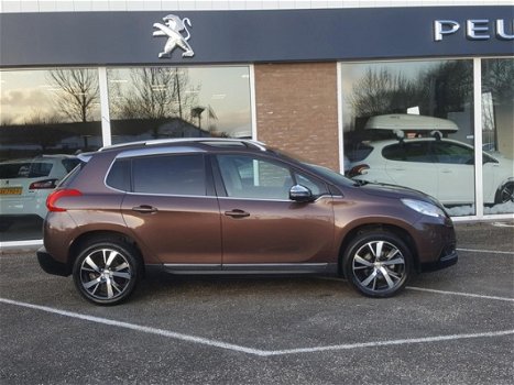 Peugeot 2008 - FELINE 1.6VTI-120PK Climate control trekhaak lm-velgen pano-dak navi - 1