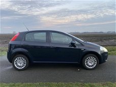 Fiat Grande Punto - 1.4 Active Airco / 5-DEURS / APK 01-2021