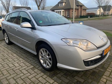 Renault Laguna Estate - 2.0 16V Expression clima, cruise, pdc, trekhaak - 1