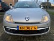 Renault Laguna Estate - 2.0 16V Expression clima, cruise, pdc, trekhaak - 1 - Thumbnail