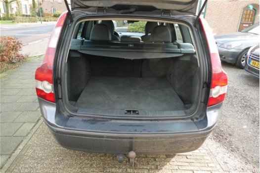 Volvo V50 - 2.0D Kinetic - 1