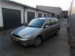 Ford Focus Wagon - 1.6-16V Futura - 1 - Thumbnail