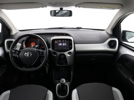 Toyota Aygo - 1.0 Vvt-I X-Play 5-Drs - 1