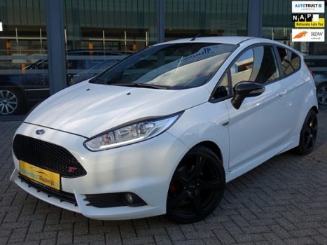 Ford Fiesta - 1.6 ST1 Airco Stoelverwarming Pdc Elec.pakket Media.scherm Elec.pakket - 1