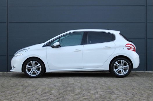 Peugeot 208 - 1.4 VTi Allure NIEUWSTAAT (NAVIGATIE, CLIMA, STUURBEDIENING, PDC, BLUETOOTH, 1e EIGENA - 1