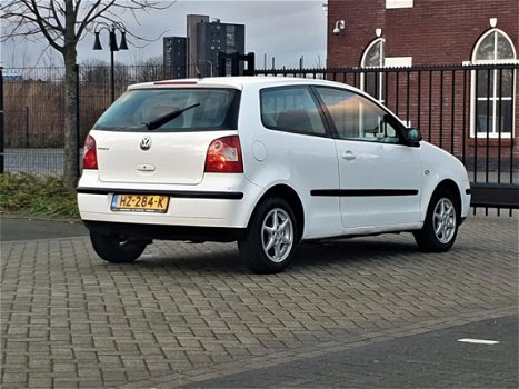 Volkswagen Polo - 1.2 / Nieuwe Apk / Elektrische ramen - 1