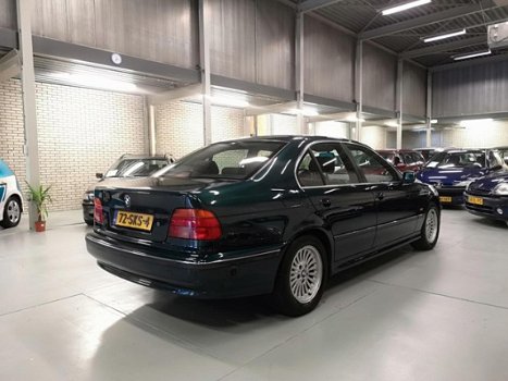 BMW 5-serie - 523i LPG-i|YOUNGTIMER|AUTOMAAT|NWEAPK|BOEKJES|TOPSTAAT - 1