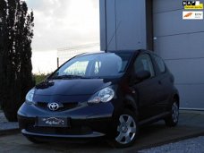 Toyota Aygo - 1.0-12V