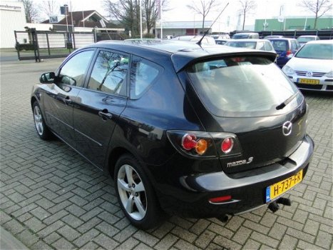 Mazda 3 Sport - 1.6 Executive Sportl Facelift - 1