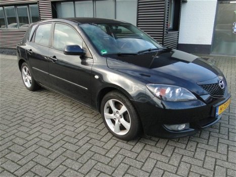 Mazda 3 Sport - 1.6 Executive Sportl Facelift - 1